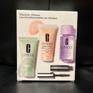 NIB- CLINIQUE SAMPLE SET WITH 4 PRODUCTS!